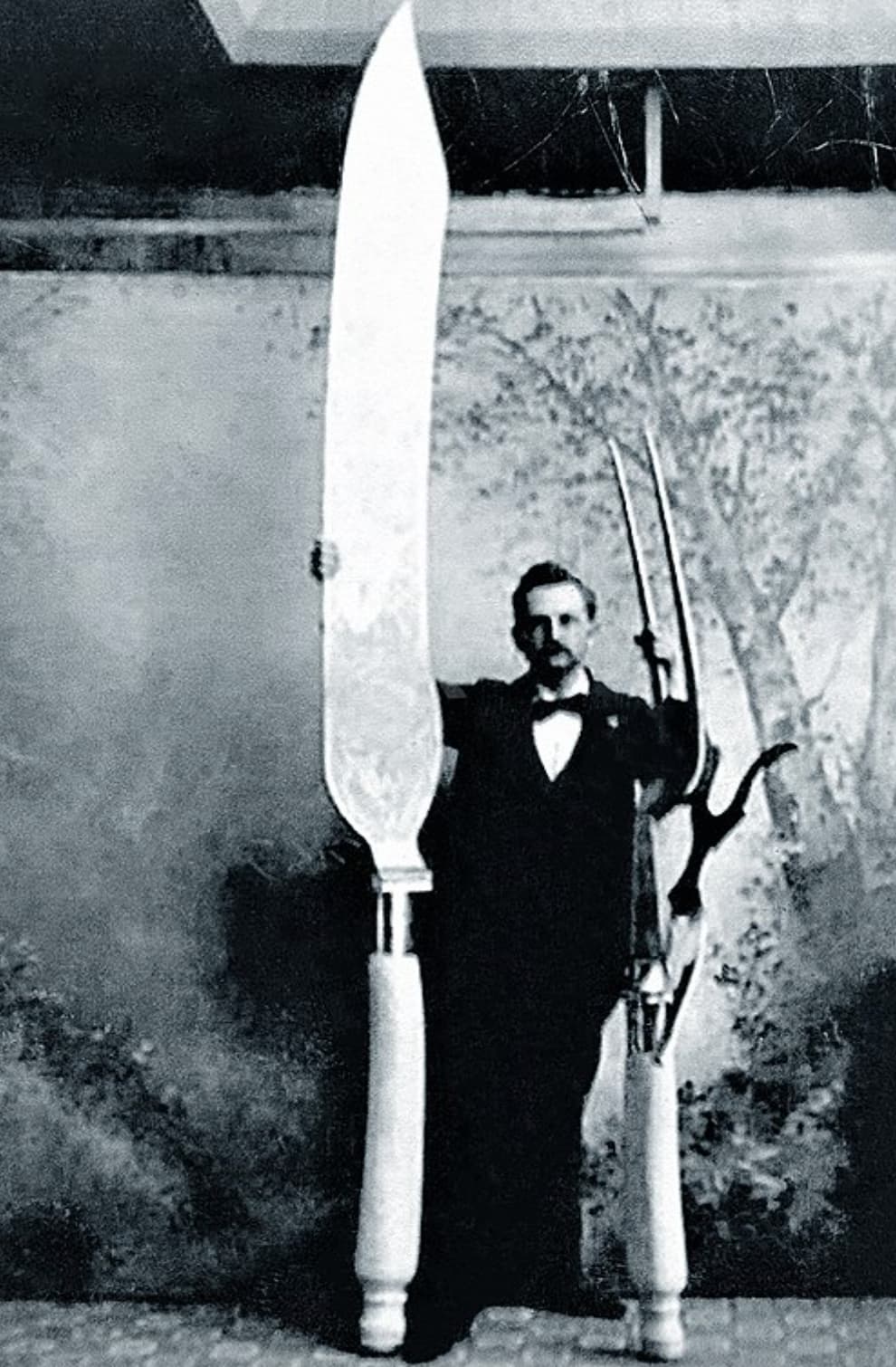 biggest knife in the world